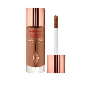 Charlotte Tilbury Hollywood Flawless Filter Shade 8 Deep
